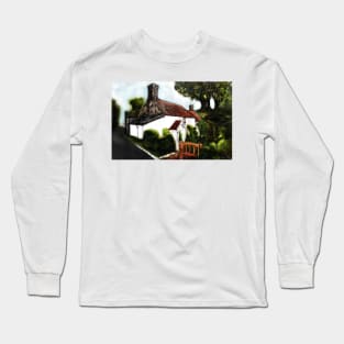 Cottage, white walls. Long Sleeve T-Shirt